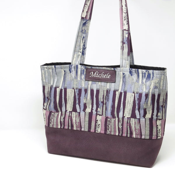 ESSENTIALS Tote Bag / Purse